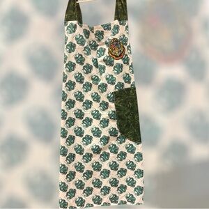 Slytherin Cross Back Apron
